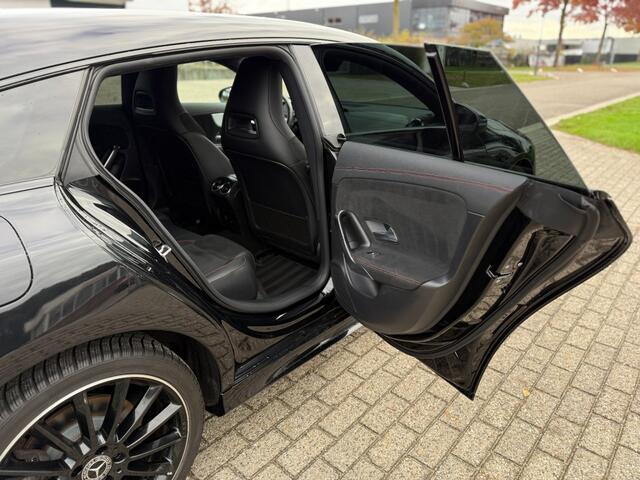 Mercedes-Benz CLA-KLASSE 250e AMG Distronic+ Night Pakket