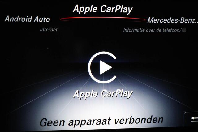 Mercedes-Benz CLA-KLASSE Shooting Brake 180 AMG-Line | PANORAMADAK | DAB | APPLE | STOELVERWARMING | CAMERA