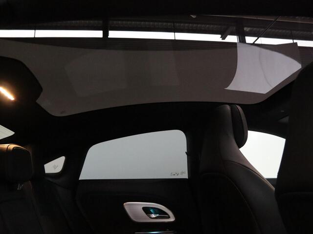 Mercedes-Benz CLA-KLASSE 250+ Launch Edition 85 kWh | Night | Panoramadak | DISTRONIC | Achteruitrijcamera | Dodehoekassistent |