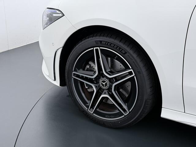 Mercedes-Benz CLA-KLASSE Shooting Brake 250 e AMG Line | Pano 360 Camera Sfeer Night