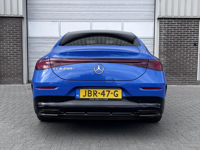 Mercedes-Benz CLA-KLASSE 250+ Launch Edition | AMG Line | Night Pakket | Panoramadak | MULTIBEAM LED Koplampen | DISTRONIC Afstandsassistent | Dodehoekassistent | Elektrisch Verstelbare Stoelen + Memory | Stoelverwarming | Sfeerverlichting