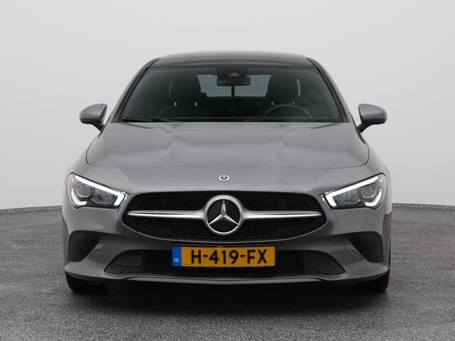 Mercedes-Benz CLA-KLASSE 180 Business Solution | PANO | CAMERA | STOELVERWARMING