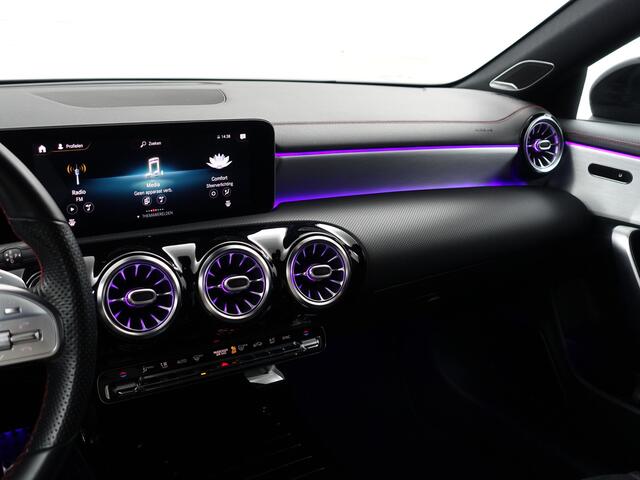 Mercedes-Benz CLA-KLASSE 180 AMG Premium Night Edition Aut- NAP 37dkm, Burmester Audio, Panoramadak, Carplay, Android Auto, Sfeerverlichting