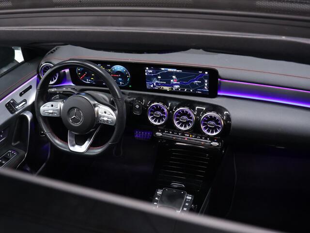 Mercedes-Benz CLA-KLASSE Shooting Brake 250 e AMG Limited FULL OPTION [ADAPTIVE CRUISE, CAMERA, APPLE CARPLAY, MEMORY SEATS, SCHUIFKANTELDAK, SFEERVERLICHTING, DIGITAL DASH, TREKHAAK, HALF LEDER, NAVIGATIE, NIEUWSTAAT]