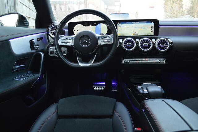 Mercedes-Benz CLA-KLASSE 250 e AMG Led Panorama Memory Camera 360 Augmented Keyless Pdc