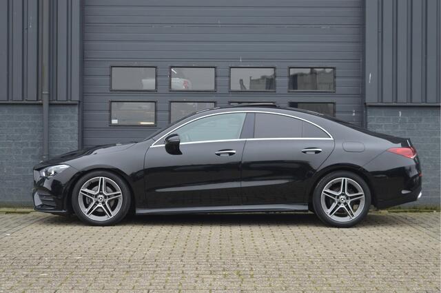 Mercedes-Benz CLA-KLASSE 180 Business Solution AMG | PANO | CAMERA | SFEERVERLICHTING |