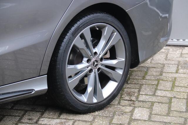 Mercedes-Benz CLA-KLASSE Shooting Brake 180 Business Solution AMG, Stoelverwarming, Camera, Cruise, Navi