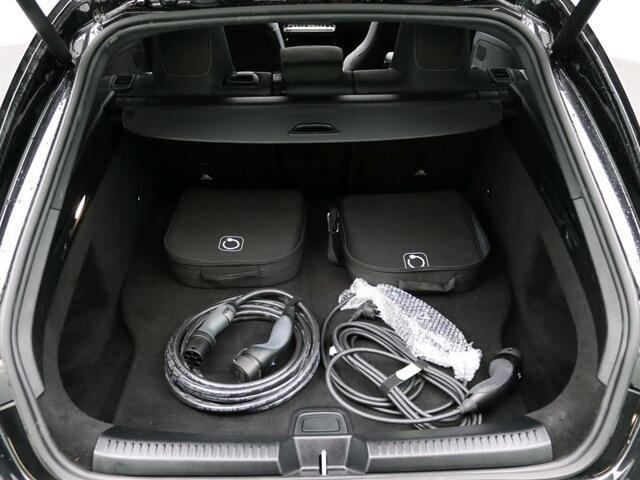 Mercedes-Benz CLA-KLASSE Shooting Brake 250 e Business Solution AMG AMG Line | Night Pakket |Panorama Schuif-Kanteldak | Memory Stoelen | Head-up display | Parkeerpakket met 360°-camera. Inclusief 24 maanden MB Certified garantie voor Europa.