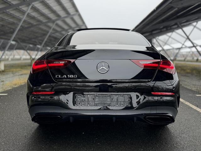 Mercedes-Benz CLA-KLASSE 180 Business Solution AMG | Night | Panoramaschuifdak | AMG Line Plus | Head-up display | Burmester | 360° camera | Winter pakket | Trekhaak
