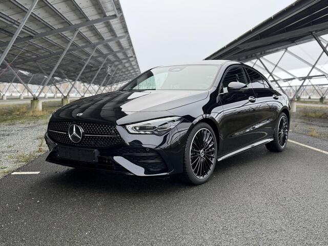 Mercedes-Benz CLA-KLASSE 180 Business Solution AMG | Night | Panoramaschuifdak | AMG Line Plus | Head-up display | Burmester | 360° camera | Winter pakket | Trekhaak