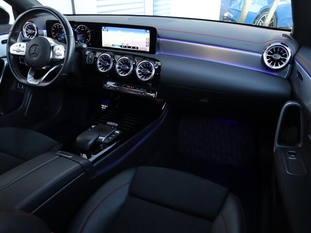 Mercedes-Benz CLA-KLASSE 180 Business Solution AMG