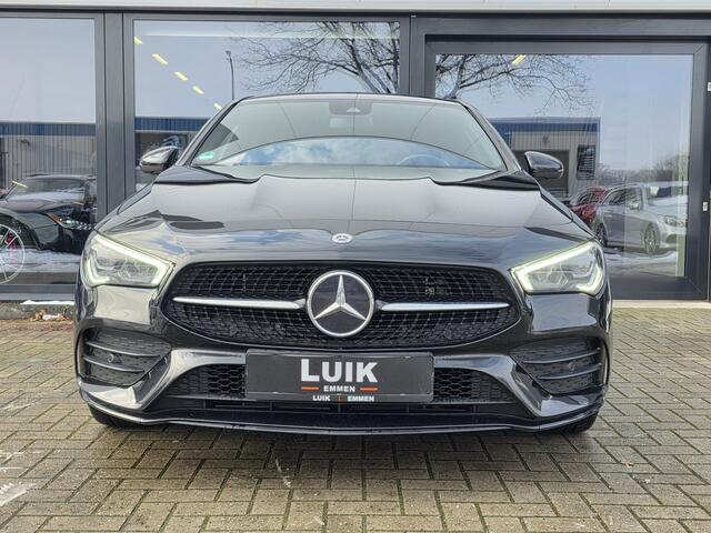 Mercedes-Benz CLA-KLASSE Shooting Brake 250 e AMG Line + CAMERA + LED + ALCANTARA LEER