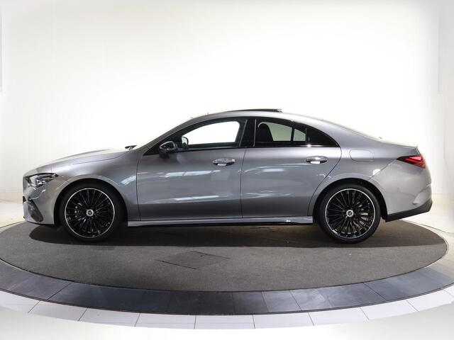 Mercedes-Benz CLA-KLASSE 180 Business Solution AMG | Night | Panoramaschuifdak | AMG Line Plus | Head-up display | 360° camera | Memory stoelen |