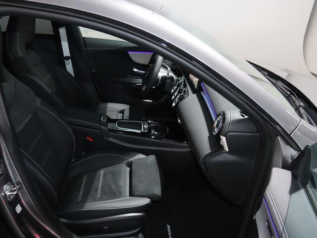 Mercedes-Benz CLA-KLASSE 180 Business Solution AMG | Night | Panoramaschuifdak | AMG Line Plus | Head-up display | 360° camera | Memory stoelen |
