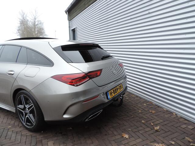 Mercedes-Benz CLA-KLASSE Shooting Brake 180 Business Solution AMG panoramadak night pakket trekhaak vol vol sfeer licht