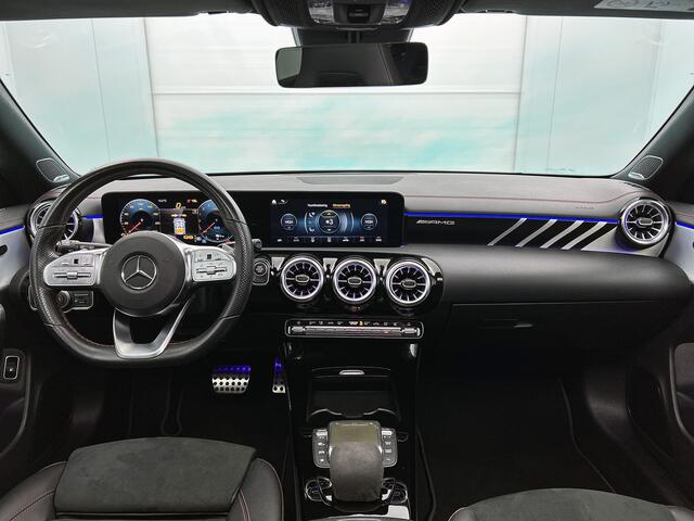 Mercedes-Benz CLA-KLASSE Shooting Brake 250 e Business Solution AMG Limited nov-25| Panoramadak | 5 spaaks lichtmetalen velgen | Navigatie | MBUX wide screen | Parking support met camera achtyer | Inclusief 24 maanden MB Certified garantie voor Europa.