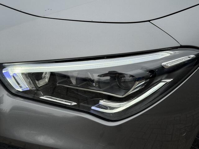 Mercedes-Benz CLA-KLASSE 200 Premium Plus AMG Line Pano-Dak | Keyless | Night | 360-Camera | HUD