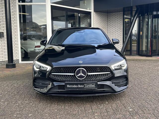 Mercedes-Benz CLA-KLASSE Shooting Brake 180 Business Solution AMG | Carplay | Led verlichting | Stoelverwarming | Sfeerverlichting