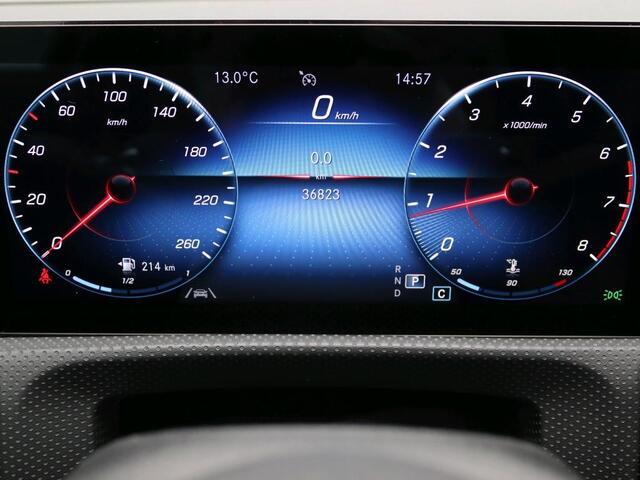 Mercedes-Benz CLA-KLASSE Shooting Brake 180 Business Solution AMG AMG | Night Pakket | Panorama Schuif-Kanteldak | Trekhaak | Memory Voorstoelen | Sfeerverlichting. Inclusief 24 maanden Mercedes-Benz Certified garantie voor Europa.