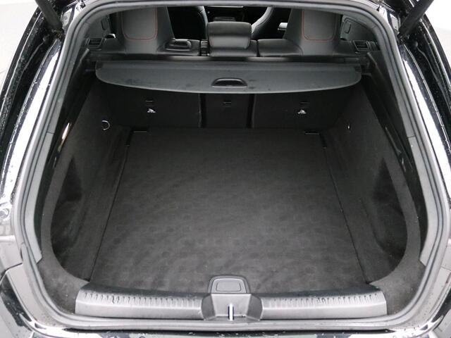 Mercedes-Benz CLA-KLASSE Shooting Brake 180 Business Solution AMG AMG | Night Pakket | Panorama Schuif-Kanteldak | Trekhaak | Memory Voorstoelen | Sfeerverlichting. Inclusief 24 maanden Mercedes-Benz Certified garantie voor Europa.