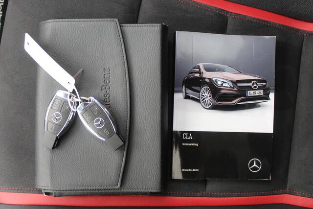 Mercedes-Benz CLA-KLASSE 45 AMG 4MATIC 381pk Panoramadak/Schaalstoelen/Navigatie/Achteruitrijcamera/Performance uitlaat/Elektrische best. stoel met geheugen/Sfeerverlichting/Keyless/Stoelverwarming/Inklapbare spiegels/Dodehoek detectie/Apple carplay/Led koplampen