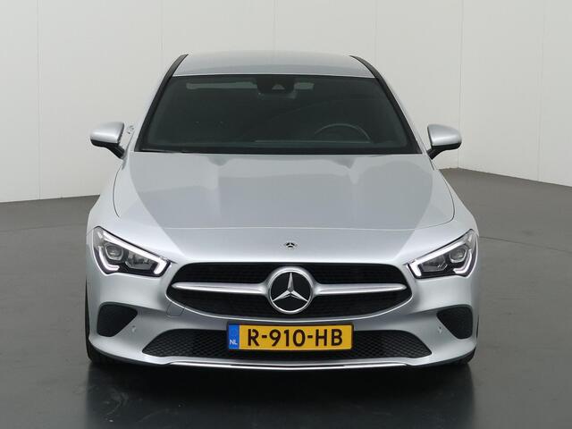 Mercedes-Benz CLA-KLASSE 180 Luxury Line | Achteruitrijcamera | Stoelverwarming | Widescreen | Distronic |
