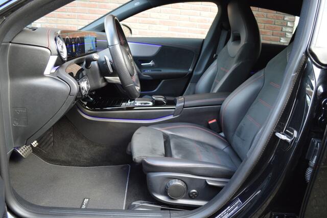 Mercedes-Benz CLA-KLASSE Shooting Brake 200 AMG Led Panorama Widescreen Sfeer Camera Night Augmented Pdc