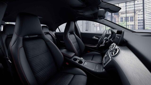 Mercedes-Benz CLA-KLASSE 180 | AMG | Achteruitrijcamera | LED-koplampen |