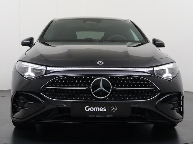Mercedes-Benz CLA-KLASSE 180 Business Solution AMG | Night Pakket | Panoramadak | Adaptieve Cruise Control | Dodehoekassistent | Verkeersbordenassistent | MULTIBEAM LED Koplampen | Elektrisch Verstelbare Stoelen + Memory | Stoelverwarming | Sfeerverlichting | THERMOTRONIC Klimaat