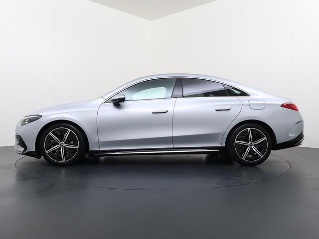 Mercedes-Benz CLA-KLASSE 180 Business Solution AMG | Panoramadak | Adaptieve Cruise Control | Dodehoekassistent | Verkeersbordenassistent | Adaptieve Grootlichtassistent | Stoelverwarming | Sfeerverlichting | Apple CarPlay | Android Auto | Achteruitrijcamera | Parkeersensoren