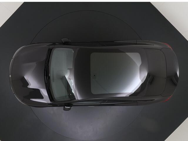 Mercedes-Benz CLA-KLASSE 250+ Launch Edition | AMG Line | Night Pakket | Panoramadak | Adaptieve Cruise Control | Dodehoekassistent | MULTIBEAM LED Koplampen | Elektrisch Verstelbare Stoelen + Memory | Stoelverwarming | Sfeerverlichting | THERMOTRONIC Klimaatregeling | Apple CarP