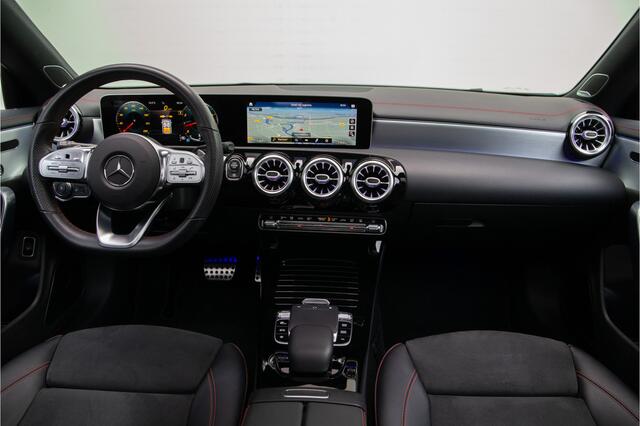 Mercedes-Benz CLA-KLASSE 250 AMG Premium Plus, Pano, Burmester, Memory, Widescreen, Nightpack