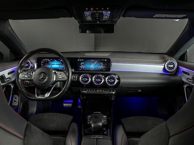 Mercedes-Benz CLA-KLASSE Coupé 200 Business Solution PLUS AMG Panorama dak