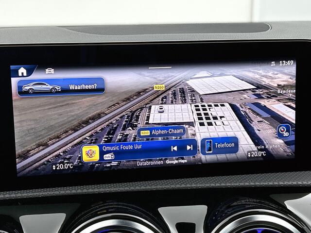 Mercedes-Benz CLA-KLASSE 250 e AMG Line Panoramadak | elect. bed. voorstoelen met memory | Navigatie | parking support Met camera | uitgerust als AMG 35 | Inclusief 24 maanden MB Certified garantie voor Europa.