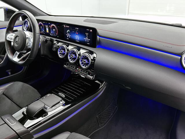 Mercedes-Benz CLA-KLASSE 180 Business Solution AMG Sfeerverlichting | Nightpakket | Achteruitrijcamera | Inclusief 12 Maanden Garantie.