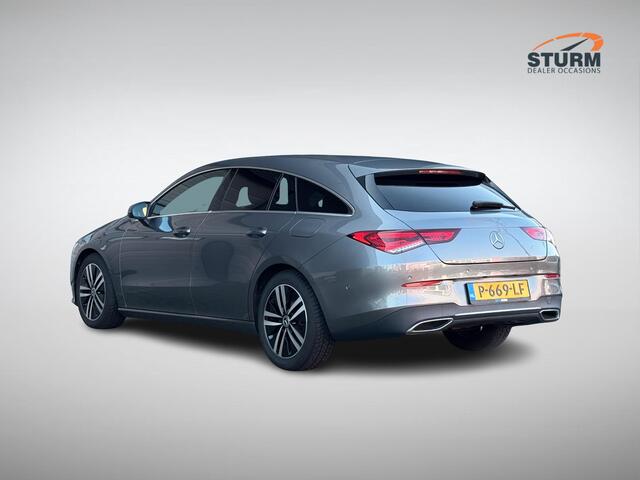Mercedes-Benz CLA-KLASSE Shooting Brake 180 Business Solution NL-Auto + Trekhaak Uitklapbaar!