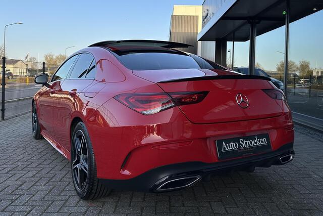 Mercedes-Benz CLA-KLASSE 180 AMG Night Panorama Sfeerverlichting Camera