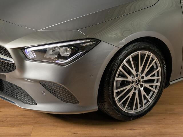 Mercedes-Benz CLA-KLASSE Coupé 180 Luxury Line Premium