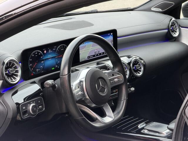 Mercedes-Benz CLA-KLASSE 250 e AMG Night Pano Sfeerv. Burmester