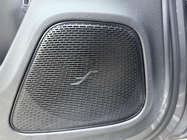 Mercedes-Benz CLA-KLASSE 180 Business Solution AMG VAN ¤ 30.900,- VOOR ¤ 28.440,- UW LENTEVOORDEEL ¤ 2.460,-! | PANO | AMG-LINE | STOELVERWARMING | SFEERVERLICHTING| CAMERA| KEYLESS|