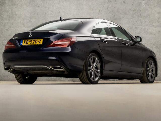 Mercedes-Benz CLA-KLASSE 180 Solution Sport Automaat (GROOT NAVI, CAMERA, LEDER, STOELVERWARMING, ZWART HEMEL, SPORTSTOELEN, PARKEERSENSOREN, LED KOPLAMPEN, NIEUWE APK, NIEUWSTAAT)
