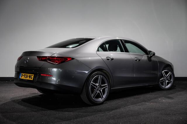 Mercedes-Benz CLA-KLASSE 200 Business Line | ACC | Apple Carpl | StoelVerw