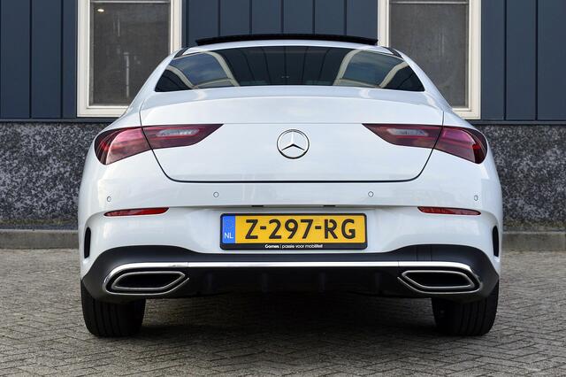 Mercedes-Benz CLA-KLASSE 180 AMG Line Rijklaarprijs-Garantie Panoramadak Matrix Led Apple Carplay/Android Auto