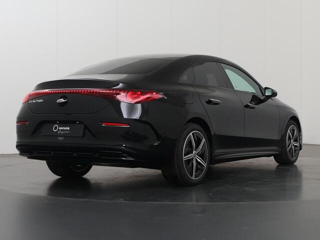 Mercedes-Benz CLA-KLASSE 250+ Launch Edition 85 kWh | Night | Panoramadak | Stoelverwarming | DISTRONIC | Achteruitrijcamera |