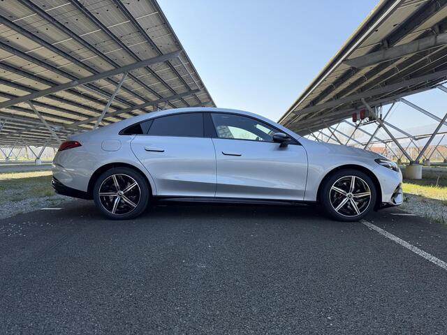 Mercedes-Benz CLA-KLASSE 200 Business Solution AMG 58 kWh EQ | Night | Panoramadak | Distronic | Achteruitrijcamera| Dodehoekassistent | Stoelverwarming |