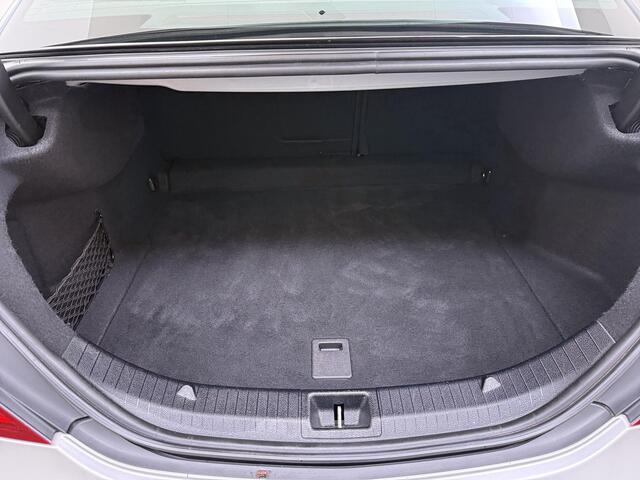 Mercedes-Benz CLA-KLASSE 180 Business Solution Trekhaak | NAP | Navigatie | Camera | LMV