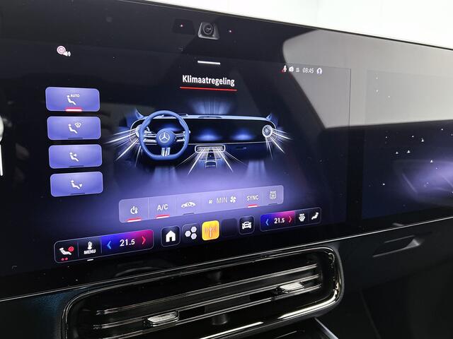 Mercedes-Benz CLA-KLASSE 200 Business Solution AMG | AMG Line Plus | Premium Plus | Winterpakket | Rijassistentiepakket | Nightpakket | Augmented Reality navigatie | 19 inch AMG velgen | Head-up display | Burmester 3D Sound systeem | MBUX Superscreen |