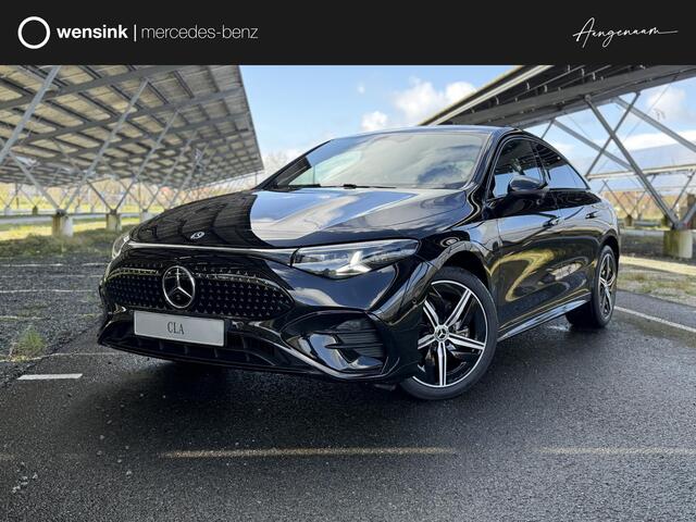 Mercedes-Benz CLA-KLASSE 200 Business Solution AMG 58 kWh | Night | Panoramadak | Premium Plus | Superscreen | Trekhaak | Head-Up | Burmester | 19" LM velgen |