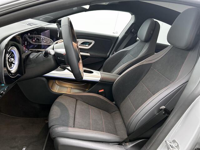 Mercedes-Benz CLA-KLASSE 180 Business Solution AMG | Premium pakket | Nightpakket | Smartphone integratie | URBAN GUARD | Vast panoramadak | Sfeerverlichting | THERMOTRONIC |