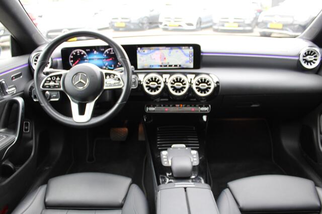 Mercedes-Benz CLA-KLASSE 180 AUT7 Luxury Line PANORAMADAK LEDER MEMORY KEY-LESS GO MULTIBEAM SFEER NL AUTO